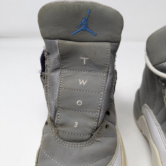 Nike Air Jordan 12 Retro Sneaker Youth 12C Gray Univ Blue Mid Top 151186 007 - Picture 11 of 11